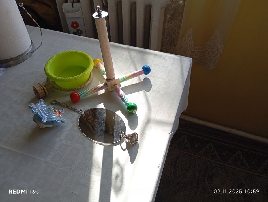 Vand jucarii papagali