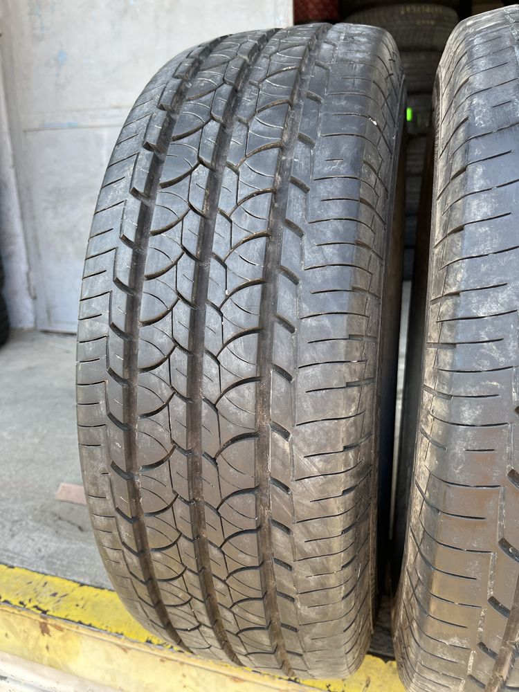 2 бр. гуми за бус 225/70/15C Barum 8+ DOT 1317