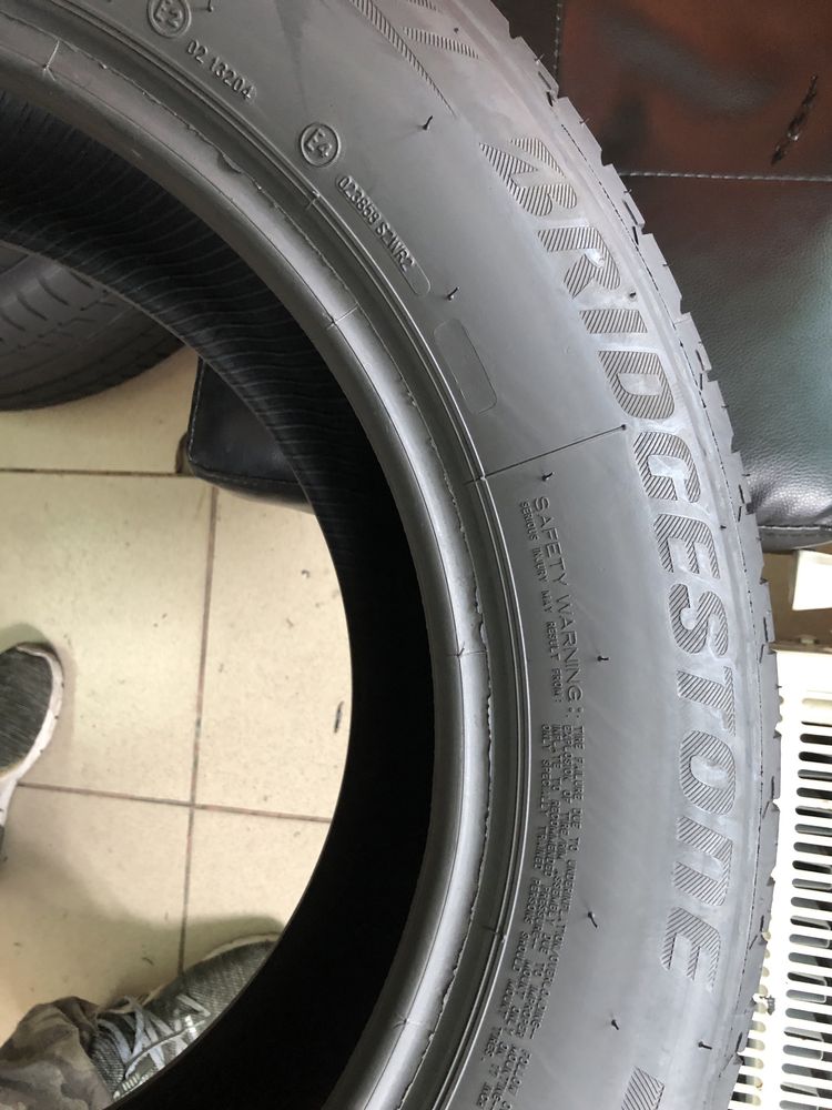 235 55 17 Bridgestone de vara