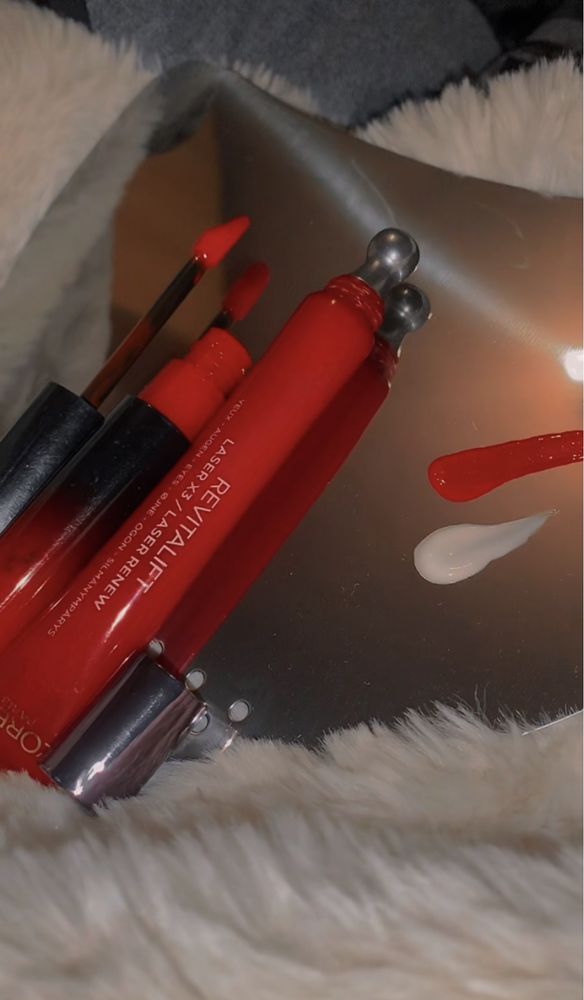 Revitalift Laser X3 / Laser Renew -L’oreal Pars Rouje By Us Red Lips