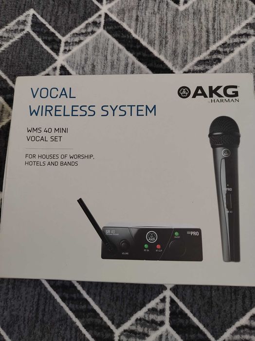AKG WMS 40 wireless