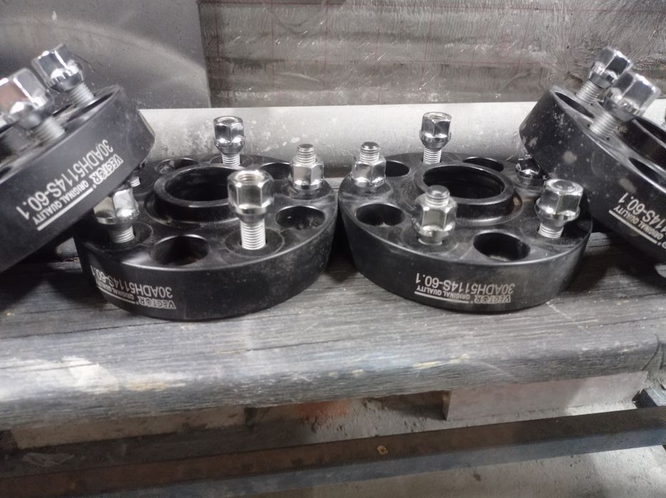 Проставки почти новые