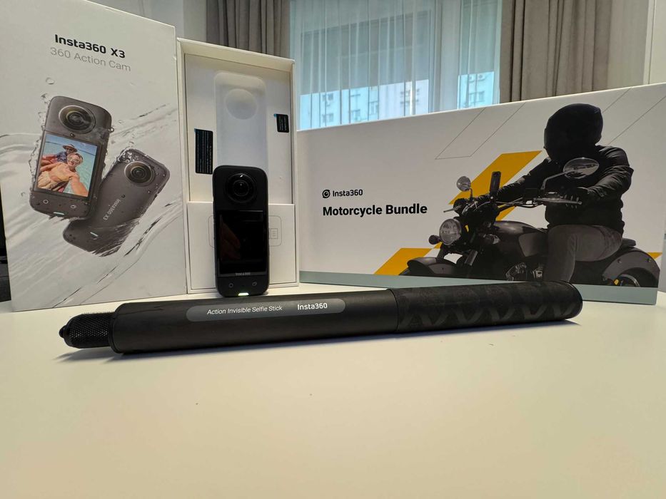 Camera video Insta360 X3 + accesorii originale