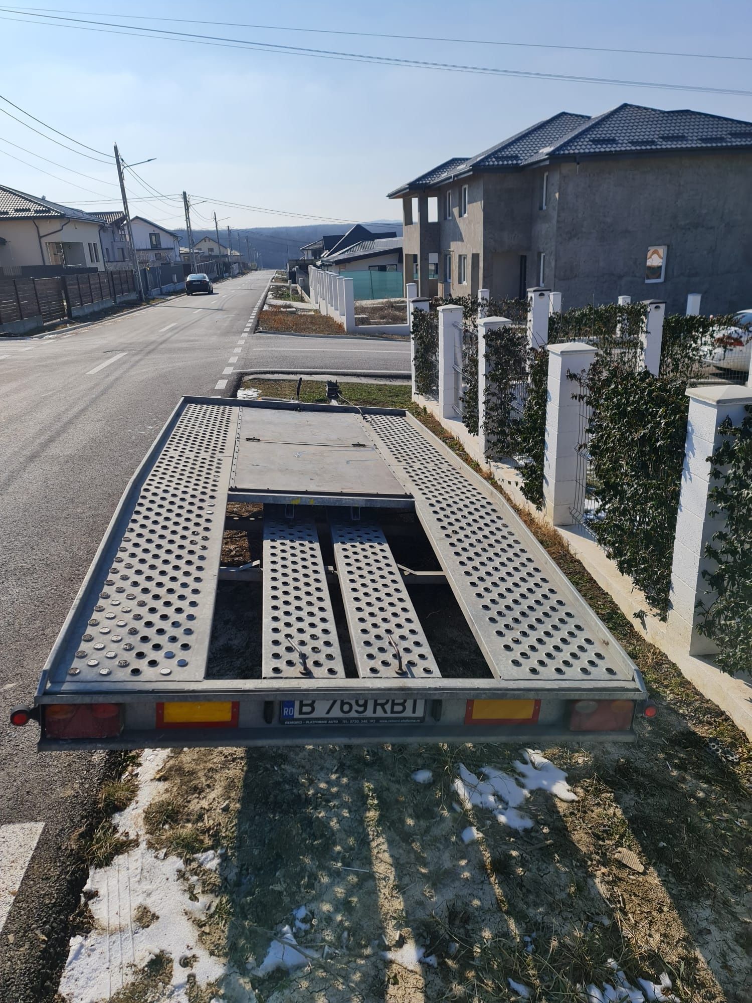 Închirieri platforme autode la 4m la 8.5m/tractări orice tip auto