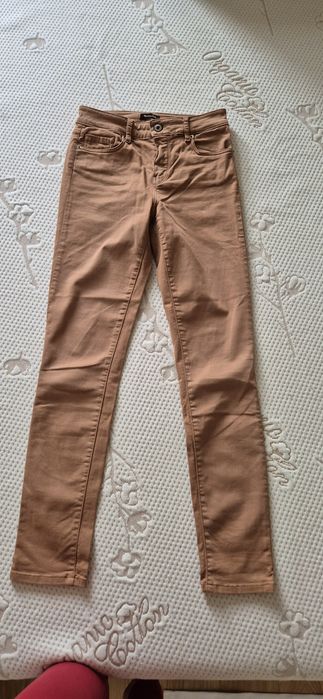 Pantaloni Massimo dutti, marime XS