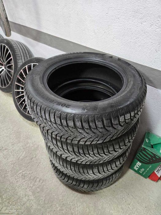 Зимни гуми Kumho WP51 WinterCraft 205/60/16 96H