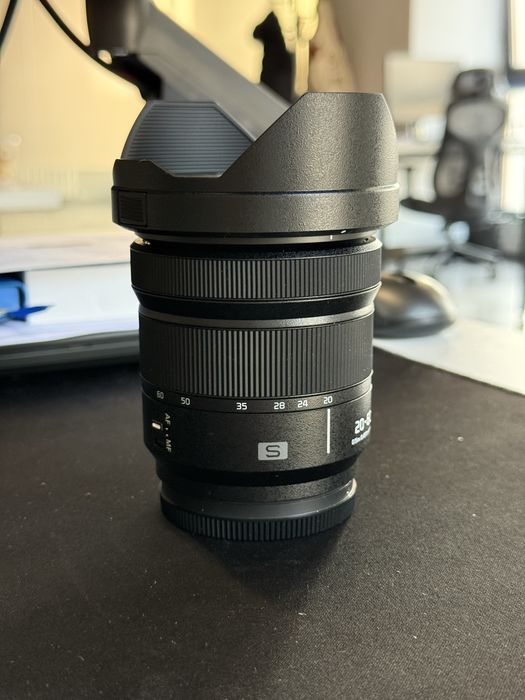 Объектив Lumix S 1:3.5-5.6 / 20-60mm (Panasonic S-R2060)