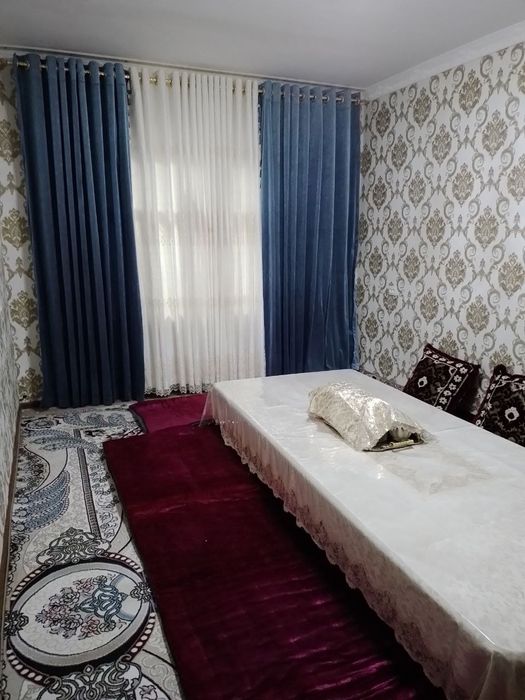 Uy sotiladi eski sergilida