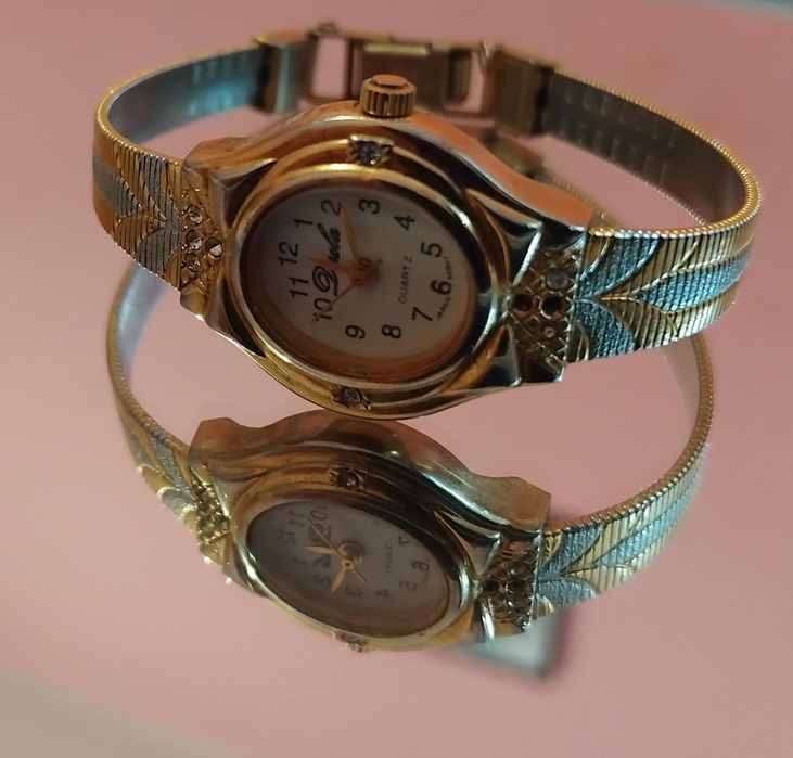 Дамски часовник позлатен 18 к.