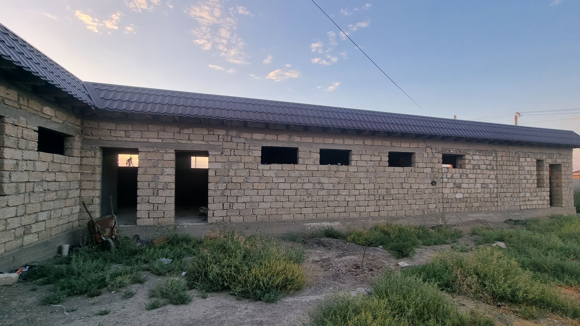 Продажа магазина в мкр.Береке (Памятьилича))