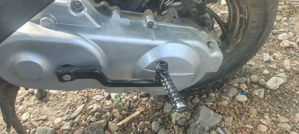 Vând scuter gy6 80cc