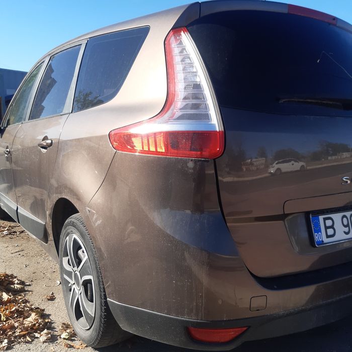 Renault grand scenic