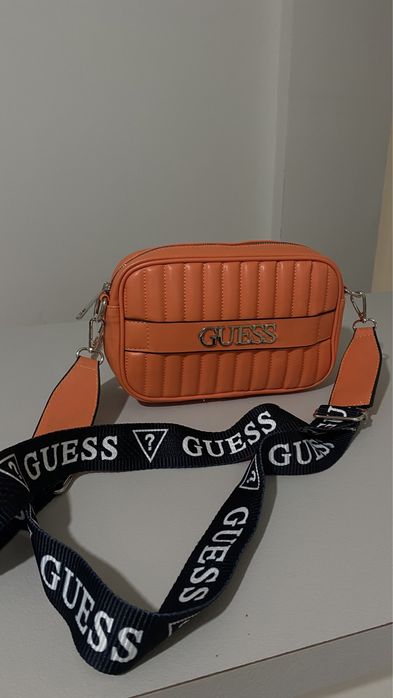 Дамска чанта