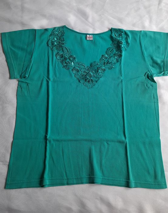 1  buc ( 2, 3  sau 4)  tricouri cu dantelă, vezi descrierea și pozele