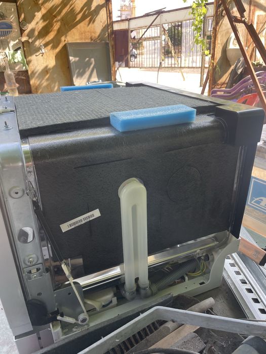 Работеща малка съдомиялна за части CANDY cdcf-6