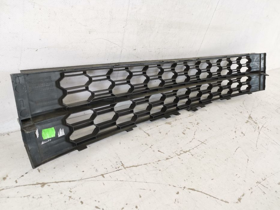 Долна решетка Шкода Октавия 3 / Skoda Octavia 3 [фейслифт] [ - ] Ориги