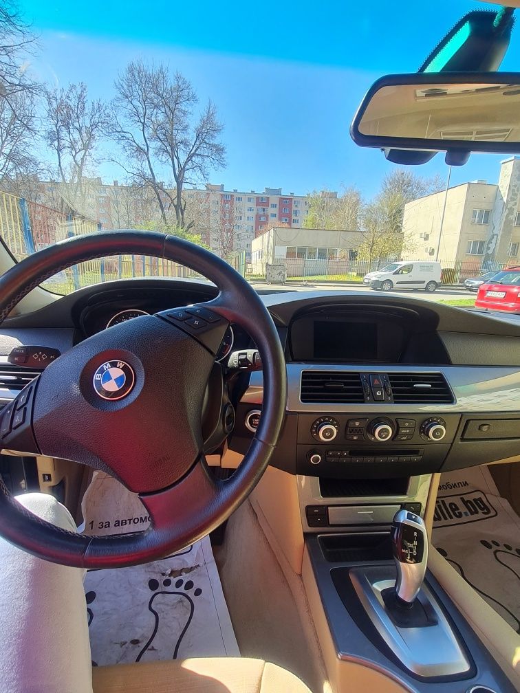 Продавам автомобил BMW 525