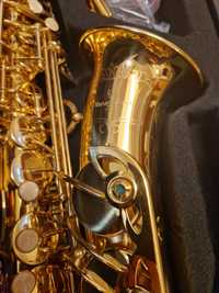 Saxofon alto yanagisawa