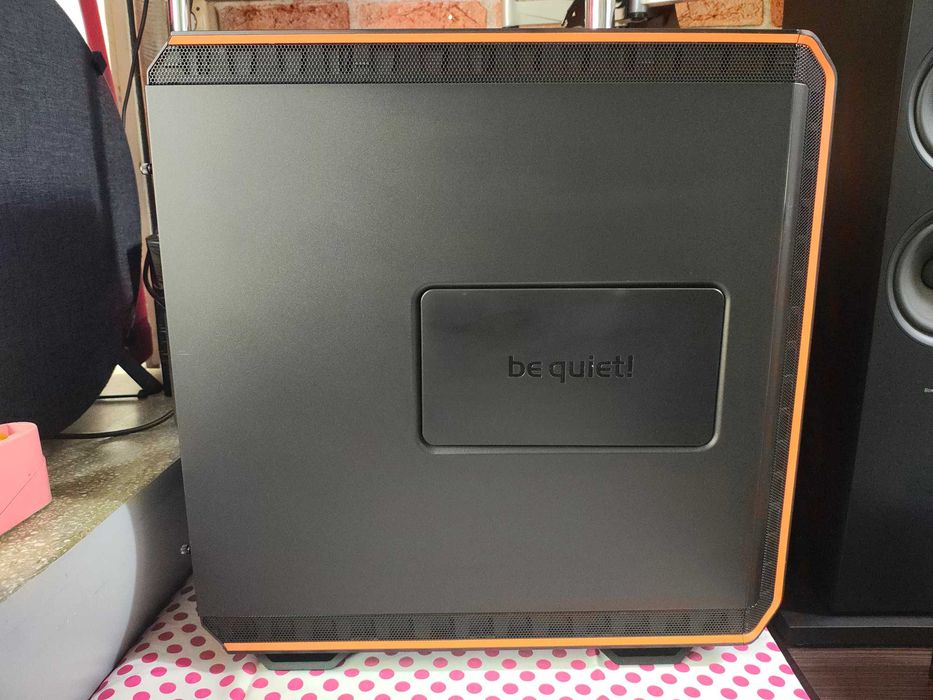 Carcasa PC Gaming Be Quiet! Dark Base PRO 900 Black Orange.