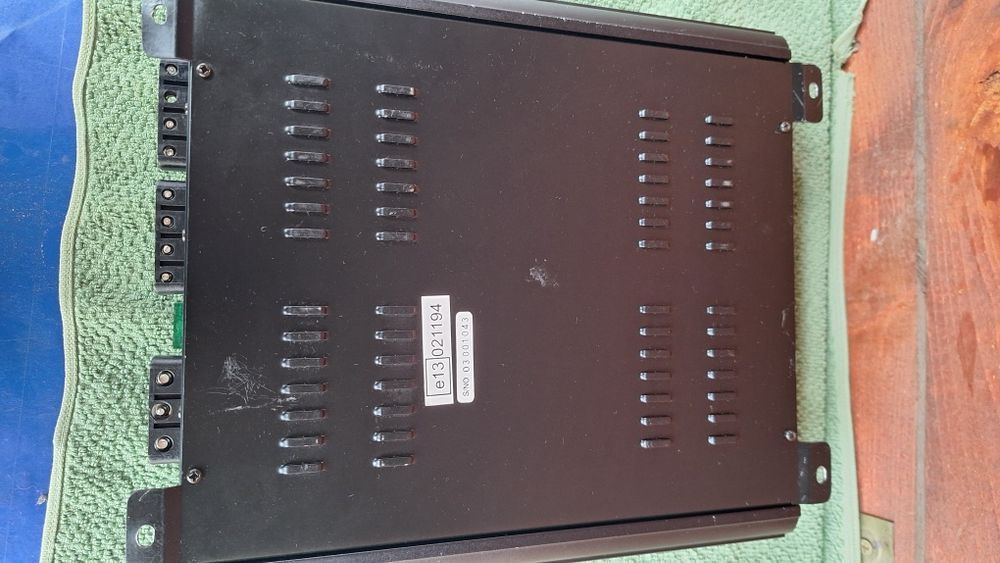 Amplificator Crunch Blackmaxx mxb 4100,alpine kicker