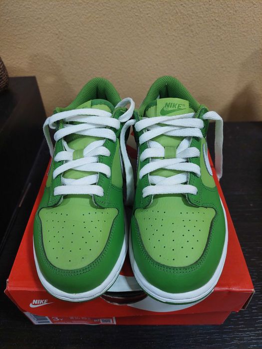 Nike Dunk Low Chlorophyll