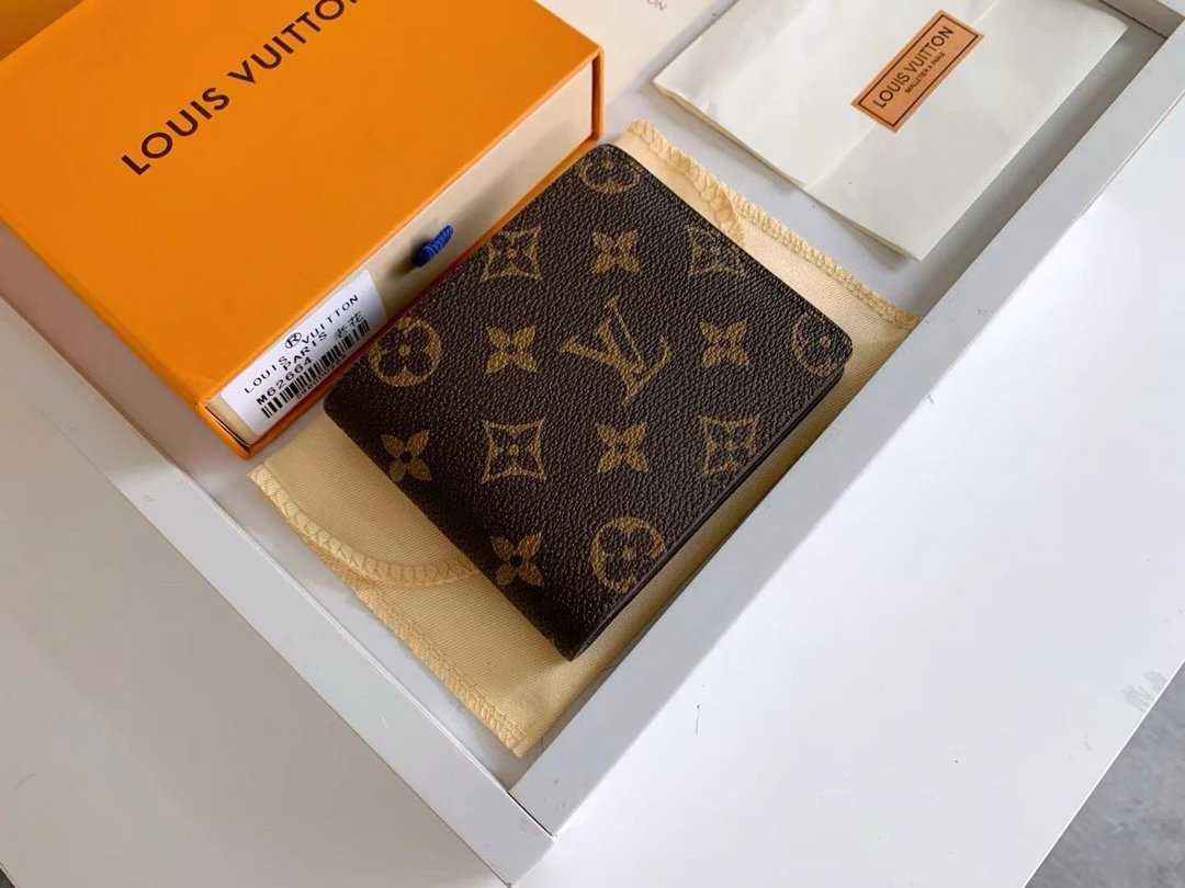 Portofel Louis Vuitton Barbati | Toate accesoriile incluse