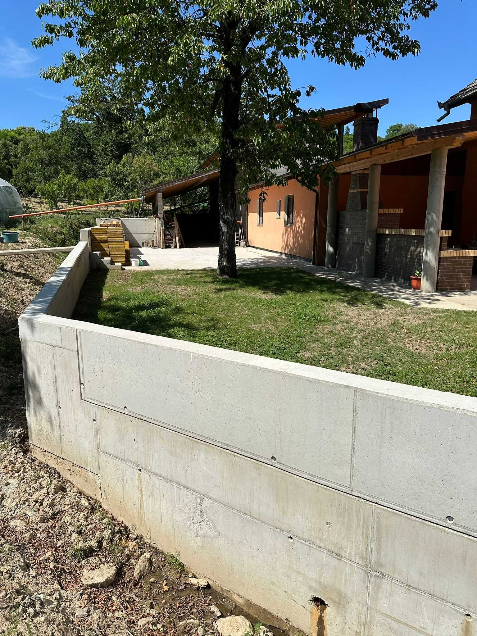 Execut construcții beton: garaje, beciuri, garduri cu panouri Doka