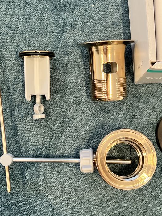 Hansgrohe Set de scurgere cu mâner pentru baterii de lavoar și bideu
