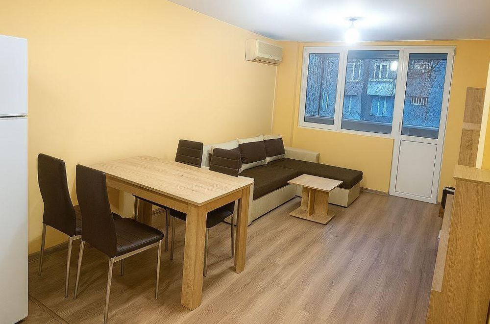 Дава се под наем Двустаен апартамент в Варна, Спортна зала - 60 кв.м за 450 € - Снимка #1