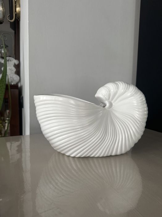 Ваза интерьерная