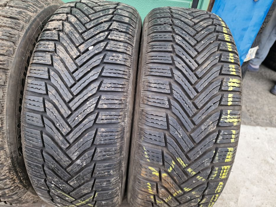 Anvelope 205/55R16 marca Michelin, M+S, 7 mm