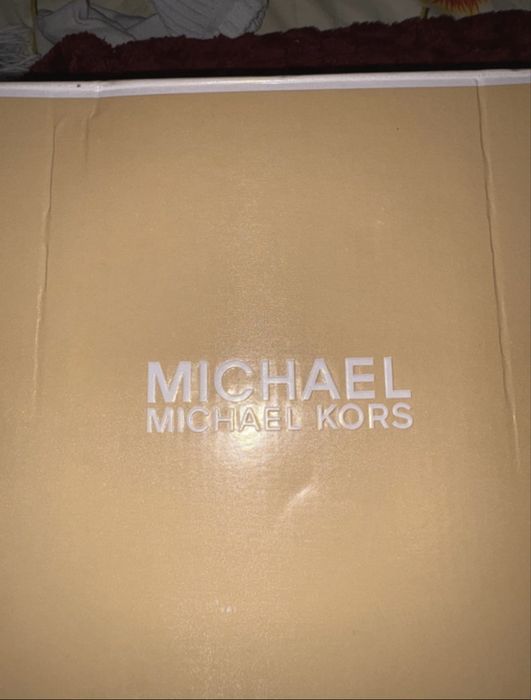 Adidași Mikael Kors