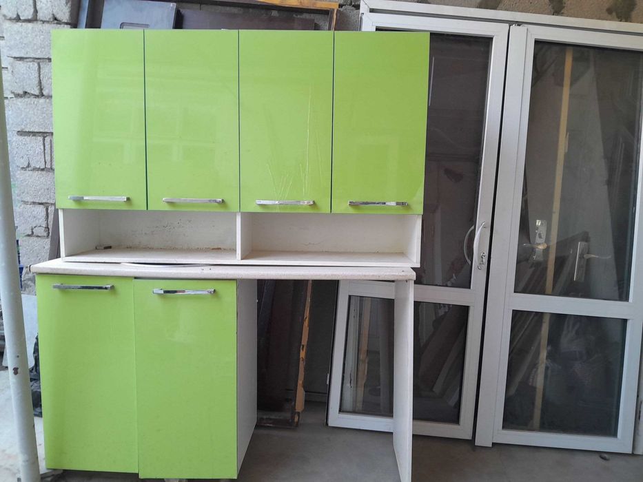 Продается Кухиний мебель Б/У