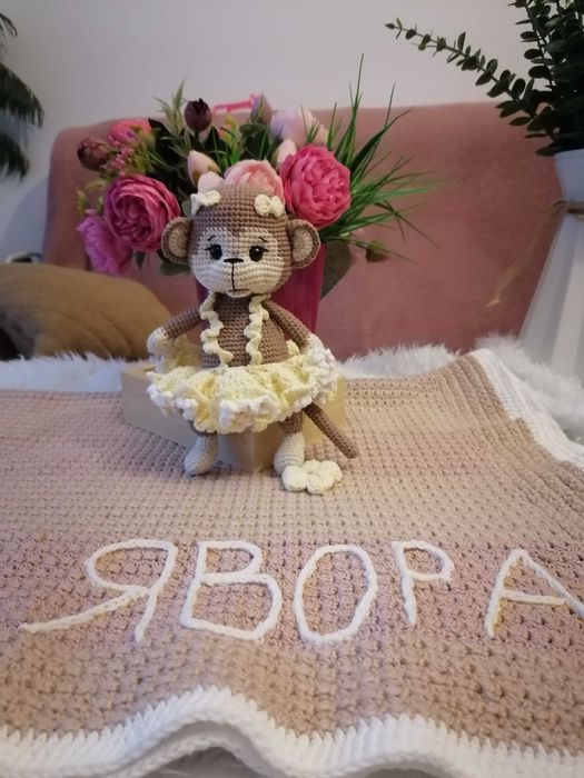 Ръчно изработени бебешки комплекти на една кука