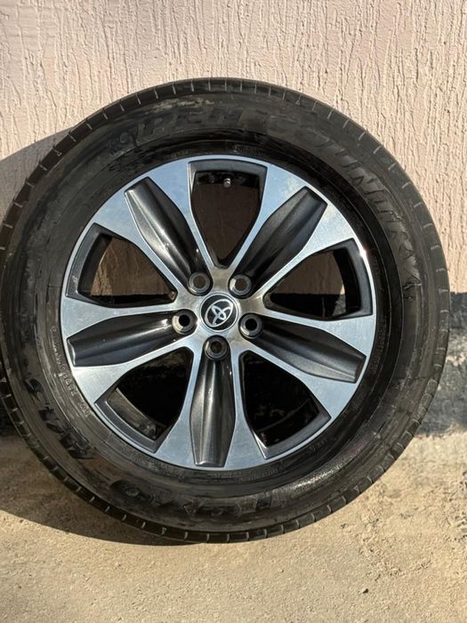 Продам диски на Tayota Highlander