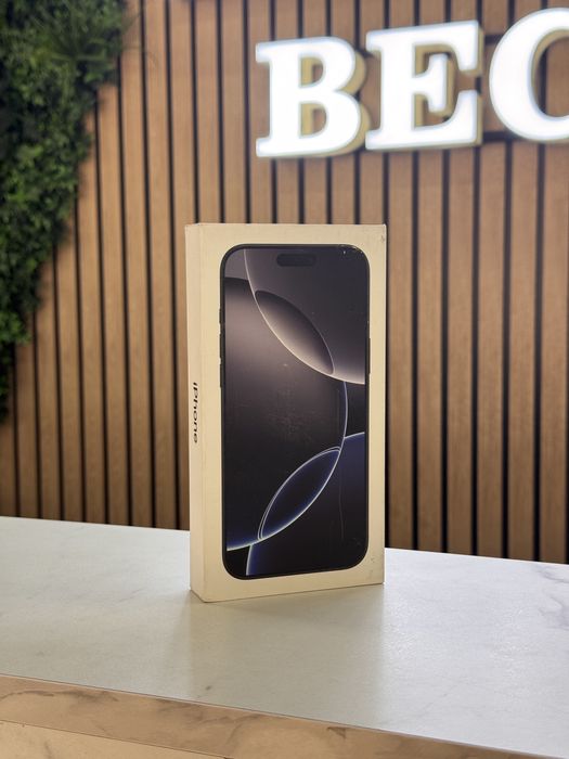 iPhone 16 Pro Max / 512GB / Black Titanium / TOATE ACCESORIILE CADOU!