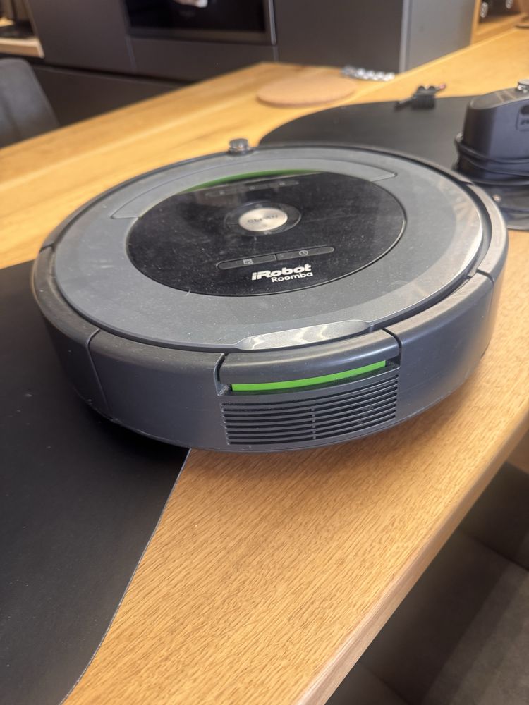 Робот iRobot без забележки