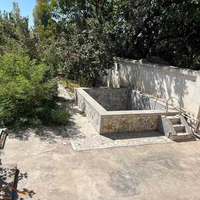 Срочно сдается дом-дача 3 комнаты,12 соток.Янгибазар.