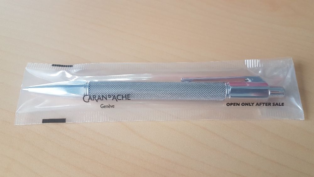 Creion mecanic Caran D'Ache placat cu argint şi rodiu - sigilat