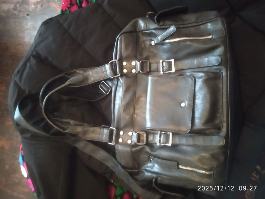 Продается сумка мужская кож