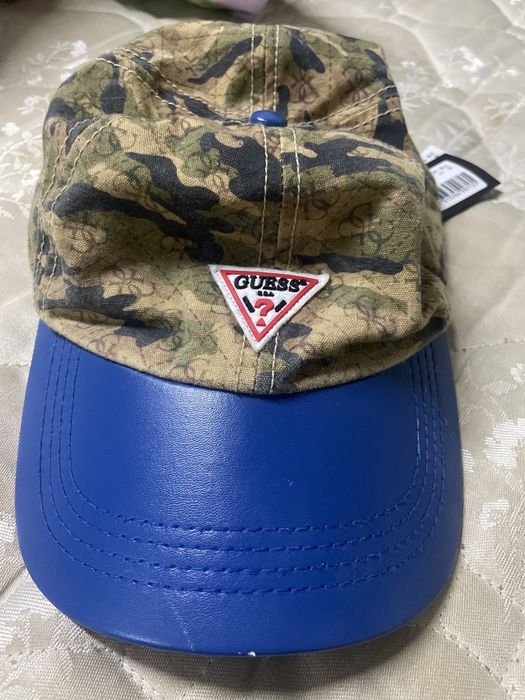 Мъжка Шапка Guess