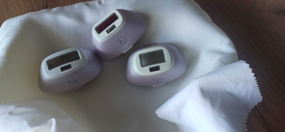 Фотоепилатор Philips Lumea IPL 8000 Series BRI947