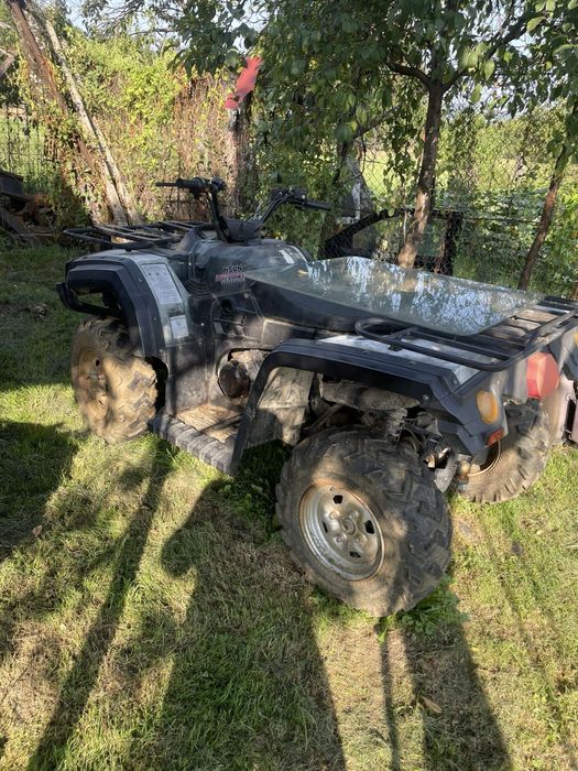 Vând atv defect