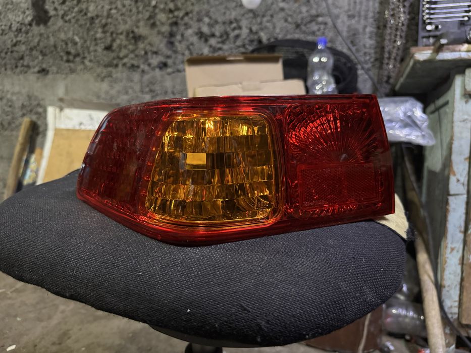 Задний левый фонарь Camry 25 Американец