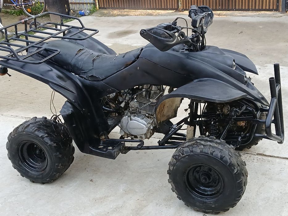 Vând Atv  .                               .