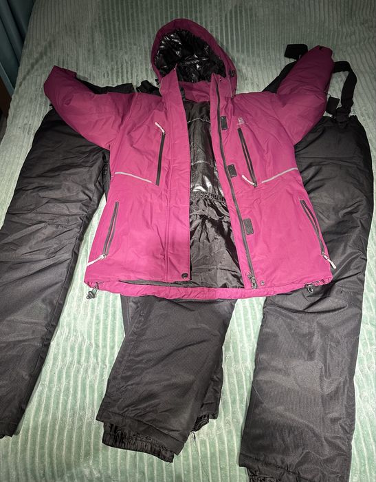 Женский горнолыжный костюм