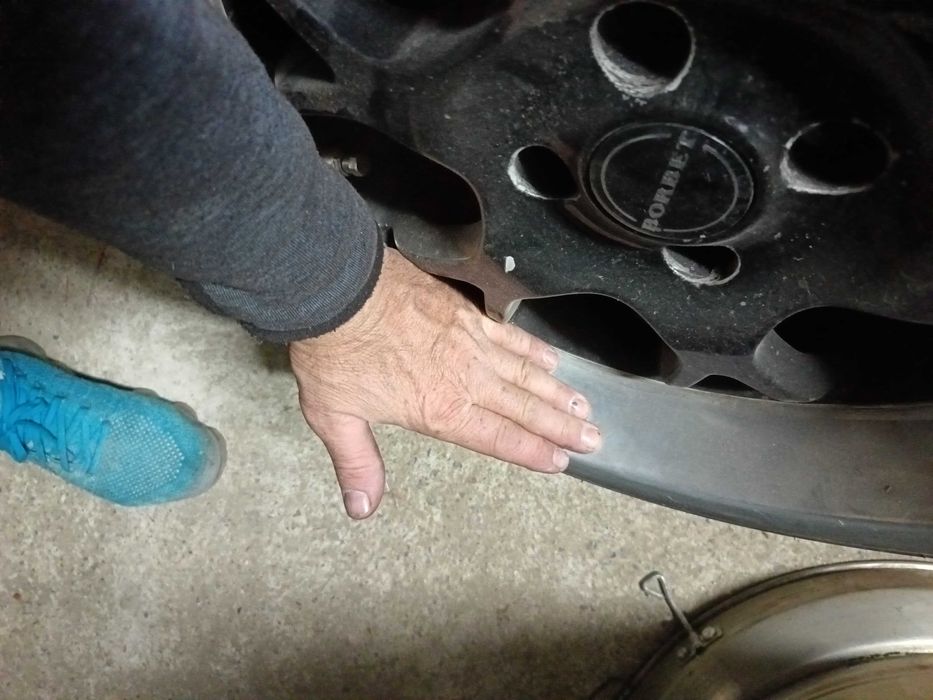 Vand jante cu buză lată prindere 4/100 9j  nu sunt lovite sau sudate