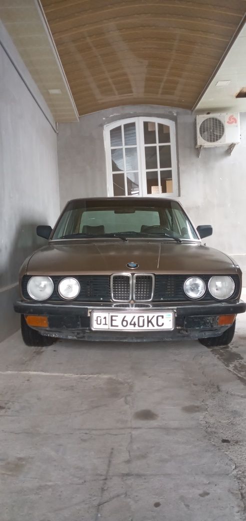 BMW e28 sotiladi