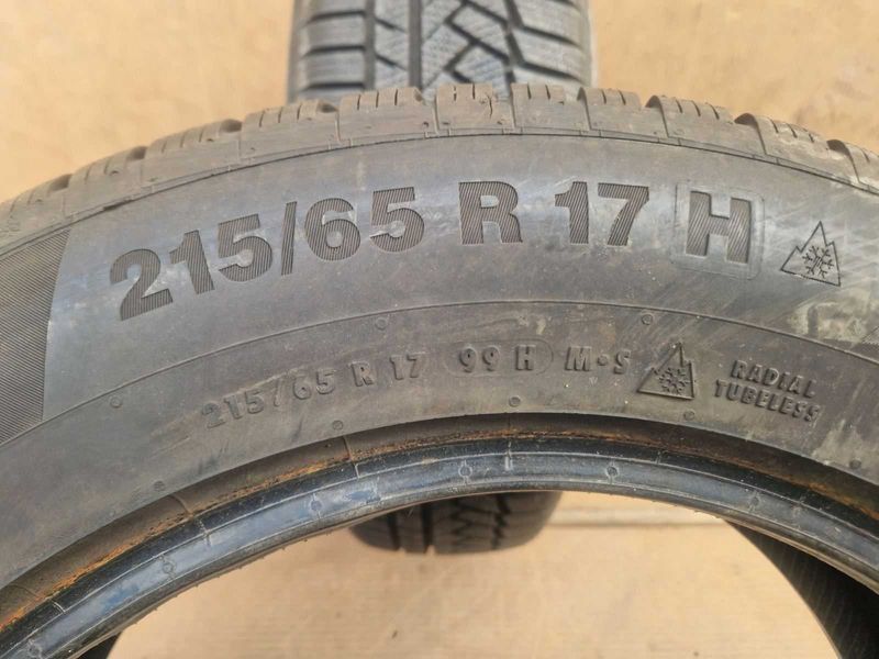 2 Anvelope de iarnă Continental R17 215/65 DOT0119