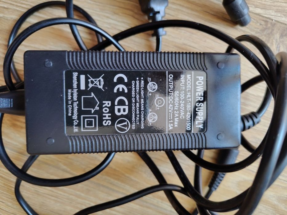 Încărcătoare trotineta 42V